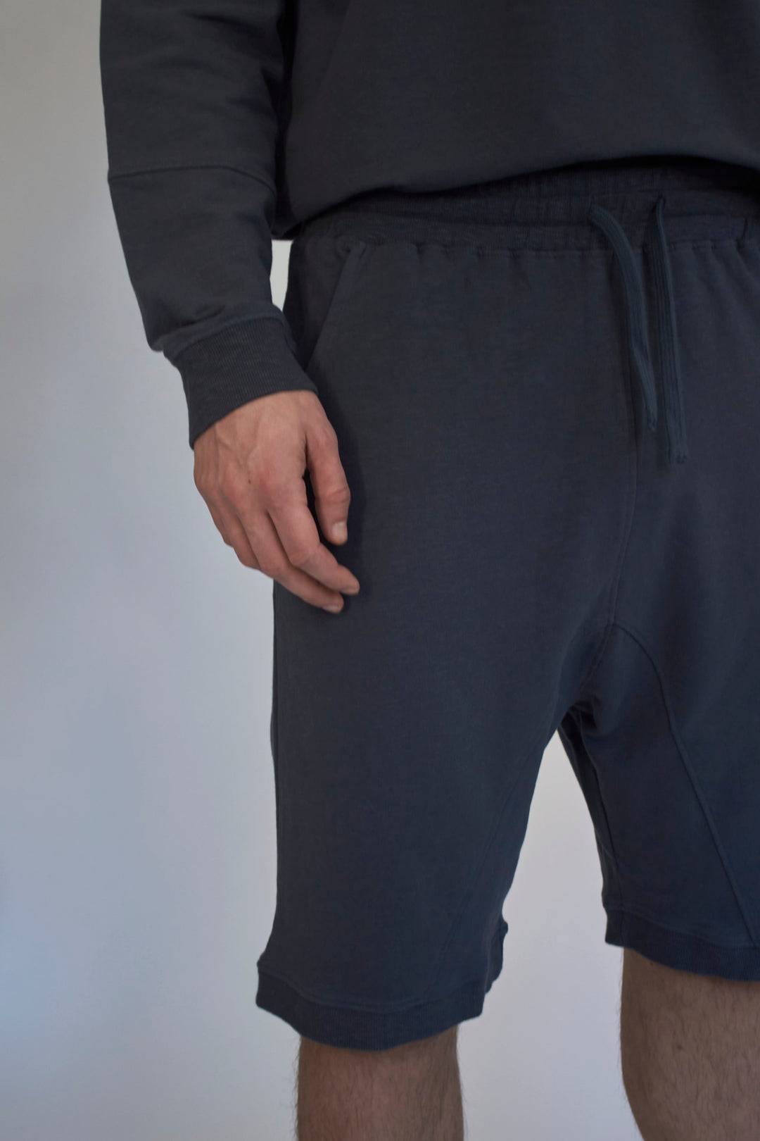 mudra-shorts-men-yogamii-2